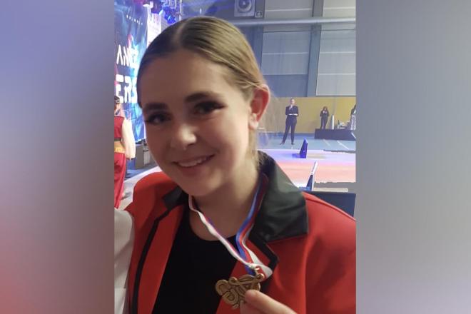 Pinková Klára Klára Pinková s medailí z MČR ve stepu