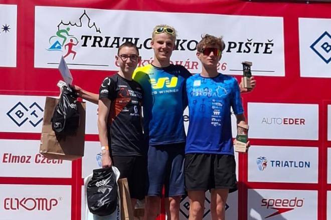 Michálek zlatý v závodě ČP v triatlonu